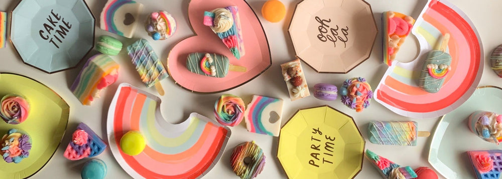 Unicorns & Rainbow - THE SASS BAR